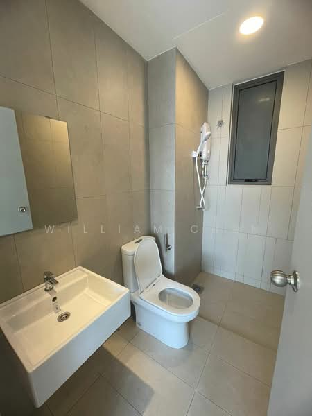 Servis Apartment untuk Disewa di Kenwingston Platz - William Chan - Bathroom - PropertyGuru.com.my