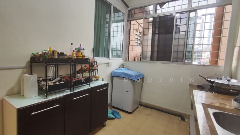 Apartment for Sale at D'shire Villa - Ashiken Mudzrin - Wet Kitchen - PropertyGuru.com.my