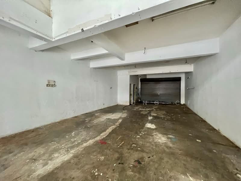 Shop for Sale in Taman Sri Batu Caves (Batu Caves) - Vickky Wong CF - Interior - PropertyGuru.com.my