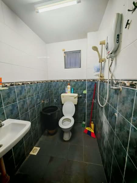 2-storey Terraced House for Sale in Segambut (Kuala Lumpur) - Suki Tan - Bathroom - PropertyGuru.com.my