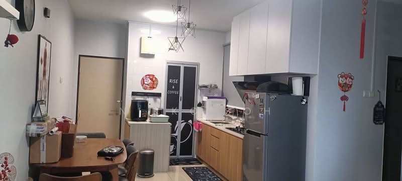 Service Residence for Sale at ARC @ Austin Hills - Nikko Soh - Kitchen - PropertyGuru.com.my