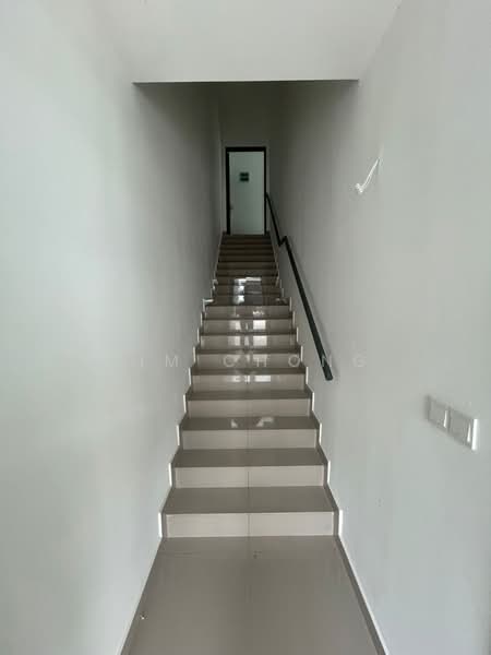 Rumah Teres 2 Tingkat untuk Dijual di Taman Dato Onn (Johor Bahru) - Tim Chong - Corridor - PropertyGuru.com.my