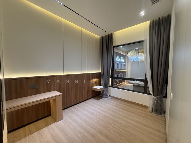 Apartment for Sale at R&F Princess Cove Phase 3-New Casa Suites - Mannics Koo - Bedroom 2 - PropertyGuru.com.my