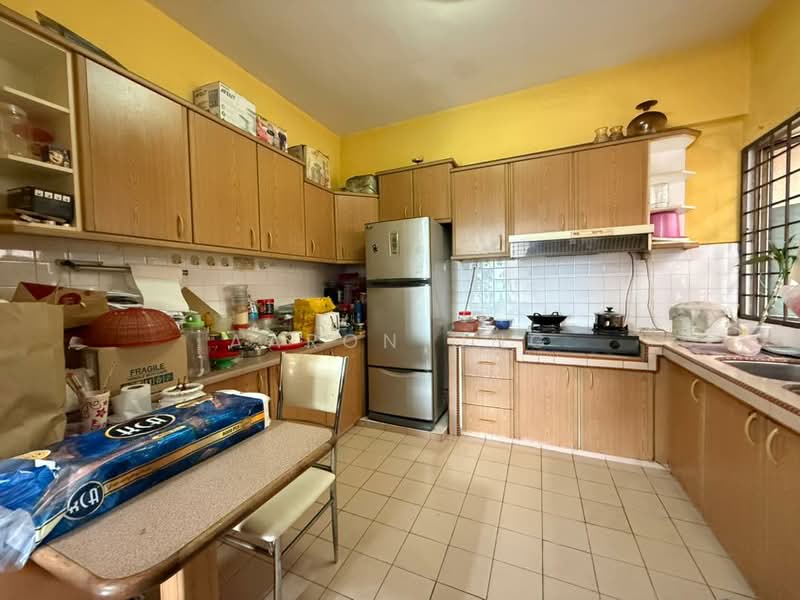 Condominium for Sale at Teratai Mewah Condominium - Aaron Ong - Kitchen - PropertyGuru.com.my