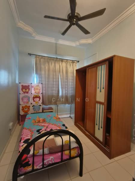 Pangsapuri untuk Disewa di Villa Krystal @ Bandar Selesa Jaya - Le Ching . - Bedroom - PropertyGuru.com.my