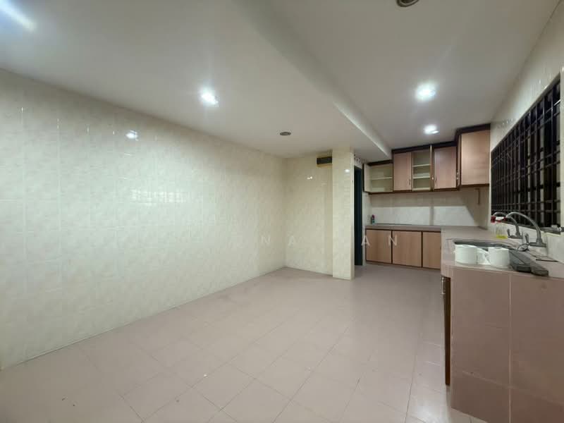 Semi-Detached House for Sale in Ayer Keroh (Melaka) - Ramona Tan - Kitchen - PropertyGuru.com.my