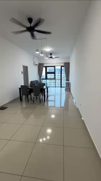 Servis Apartment untuk Disewa di Pacific Star - Jason Chooi - Living Room - PropertyGuru.com.my