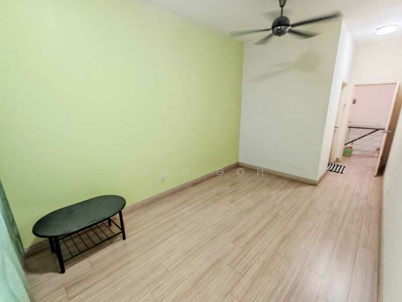 2-storey Terraced House for Sale in Bandar Nusaputra (Puchong) - Evan Goh - Living Room - PropertyGuru.com.my