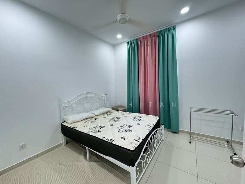 Rumah Teres 2 Tingkat untuk Dijual di Taman Ekoflora (Johor Bahru) - Kenneth Tan - Bedroom - PropertyGuru.com.my