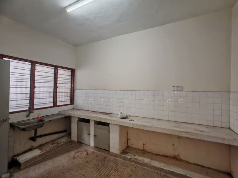 Rumah Teres 2-Tingkat untuk Dijual di Taman Connaught (Cheras) - Kingston Choo - Kitchen - PropertyGuru.com.my