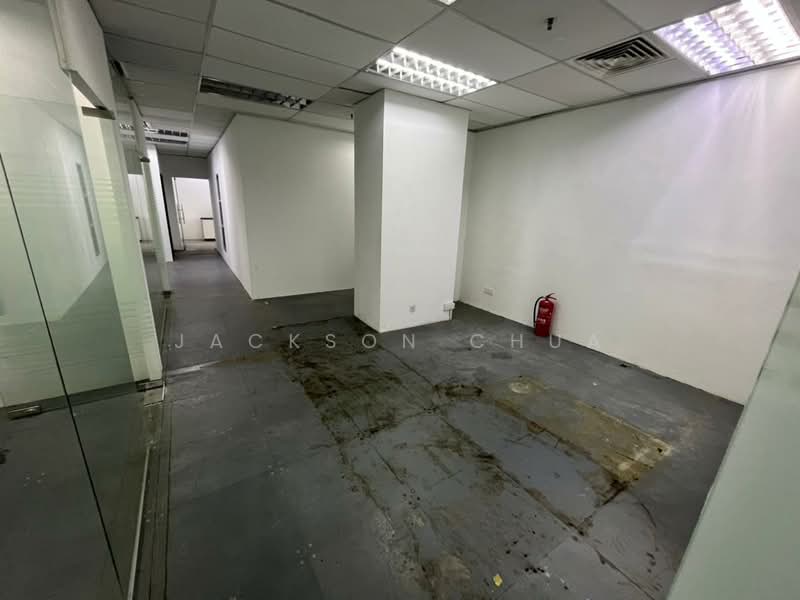 Office for Rent in Bandar Puteri Puchong (Puchong) - Jackson Chua - Corridor - PropertyGuru.com.my
