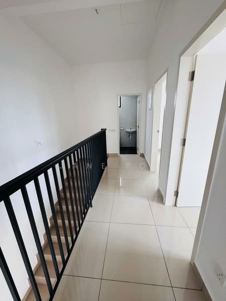 Rumah Teres 2 Tingkat untuk Dijual di Bandar Cassia (Batu Kawan) - Jane Poh - Corridor - PropertyGuru.com.my