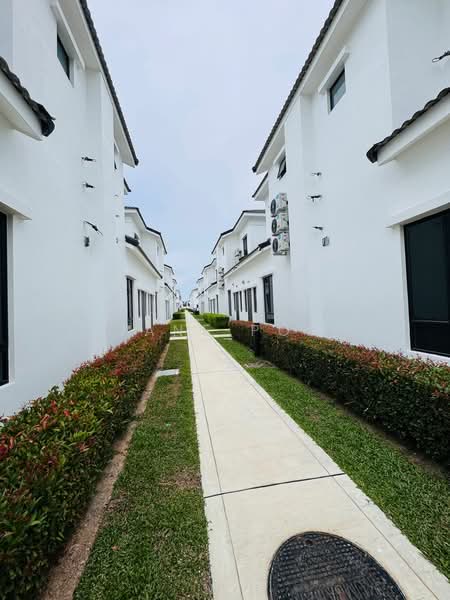 Rumah Teres 2 Tingkat untuk Dijual di Bandar Cassia (Batu Kawan) - Jane Poh - Exterior - PropertyGuru.com.my