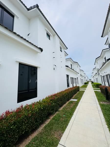 Rumah Teres 2 Tingkat untuk Dijual di Bandar Cassia (Batu Kawan) - Jane Poh - Exterior - PropertyGuru.com.my