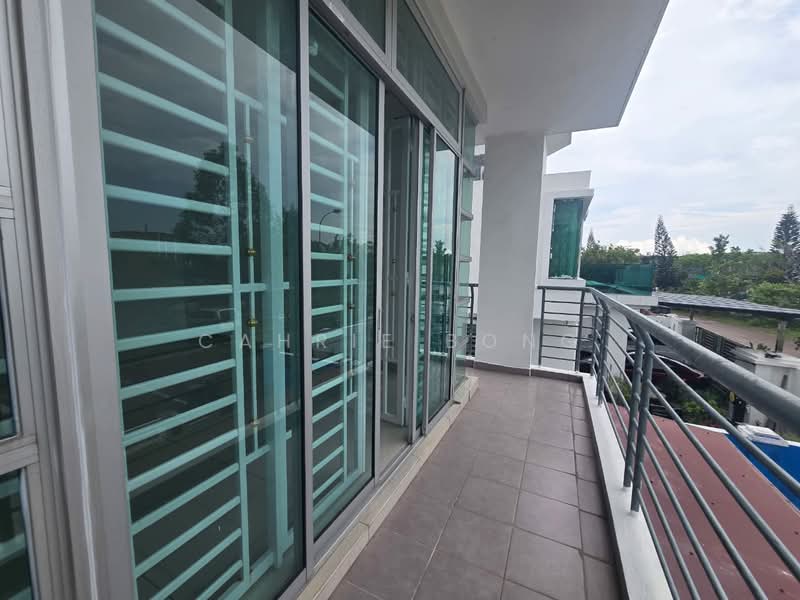 Link Bungalow for Sale in Skudai (Johor) - Cahrie Bong - Balcony - PropertyGuru.com.my