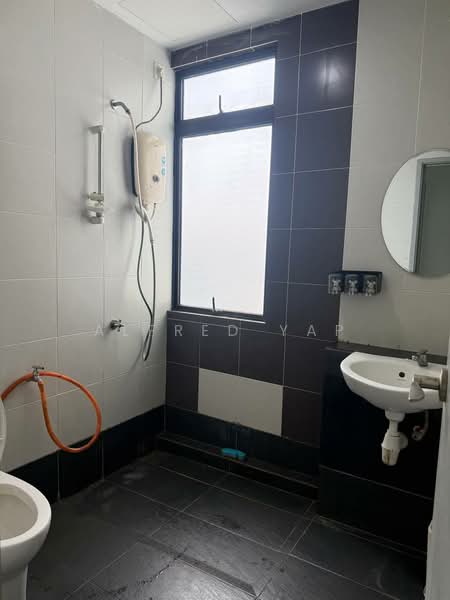 Pangsapuri untuk Disewa di Austin Regency (Pangsapuri Austin Perdana) - Alfred Yap - Bathroom - PropertyGuru.com.my