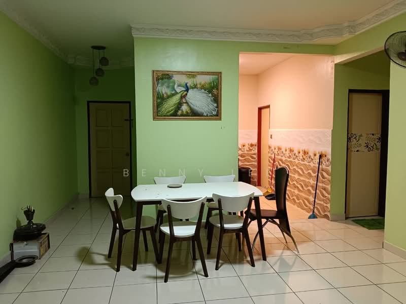 Apartment for Rent at Sri Ixora Apartment - Benny Lee - Dining Room - PropertyGuru.com.my