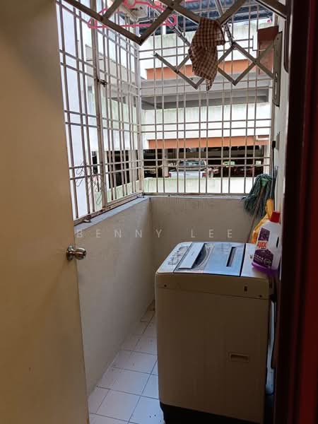 Apartment for Rent at Sri Ixora Apartment - Benny Lee - Balcony - PropertyGuru.com.my