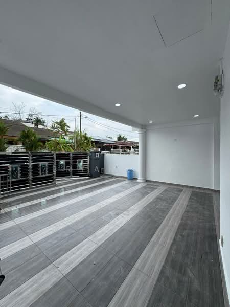 Rumah Teres untuk Dijual di Skudai (Johor) - Bryan Goh - Exterior - PropertyGuru.com.my