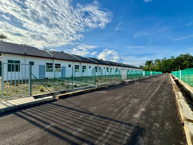 Terraced House for Sale in Balok (Pahang) - Izzat Azman - Exterior - PropertyGuru.com.my