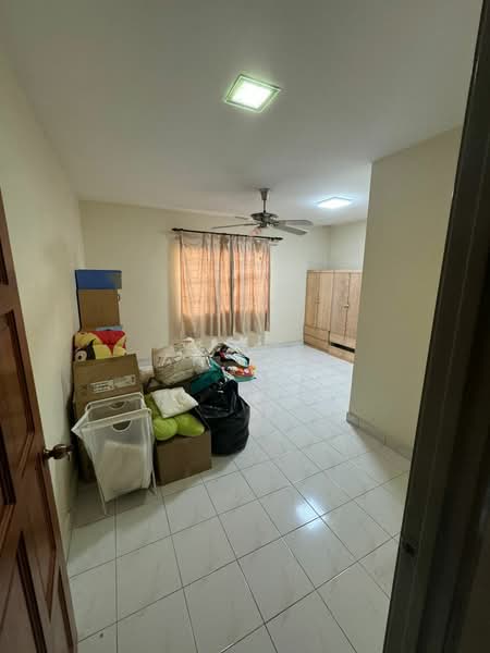 Terraced House for Rent in Batu Caves (Selangor) - AK TAY - Bedroom - PropertyGuru.com.my