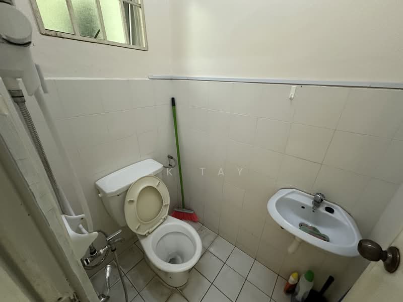 Terraced House for Rent in Taman Bukit Permata (Selayang) - AK TAY - Bathroom - PropertyGuru.com.my