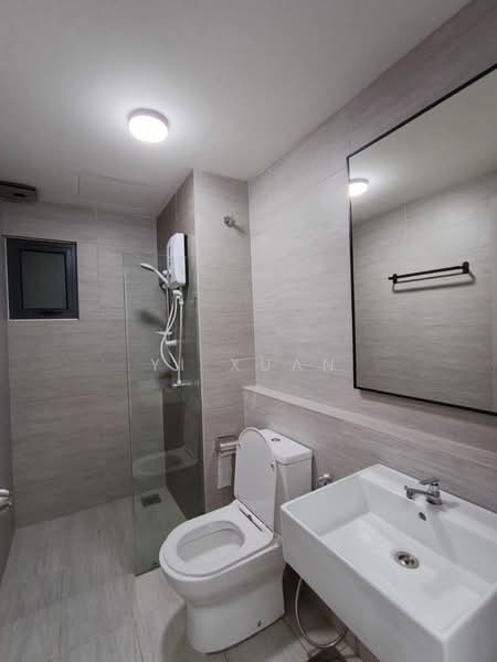 Servis Apartment untuk Disewa di Maya Bay Residences @ Gamuda Cove - Yi Xuan - Bathroom - PropertyGuru.com.my