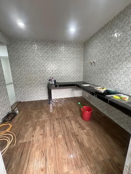 Rumah Teres untuk Dijual di Taman Selesa Jaya (Iskandar Puteri (Nusajaya)) - Jason Tan - Kitchen - PropertyGuru.com.my