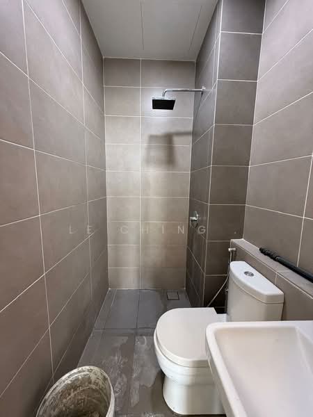 Servis Apartment untuk Disewa di D'Pristine - Le Ching . - Bathroom - PropertyGuru.com.my