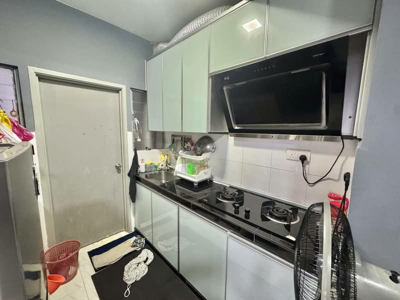 Apartment for Sale at Denai Nusantara Apartment - Azlina Muslim - Kitchen - PropertyGuru.com.my