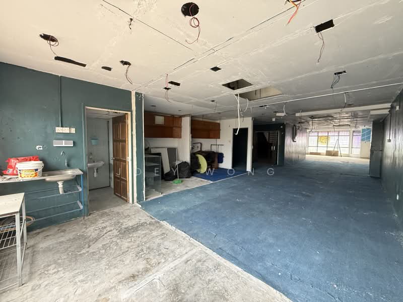 Shop for Rent in Taman Puchong Permai (Puchong) - Joey Wong - Interior - PropertyGuru.com.my
