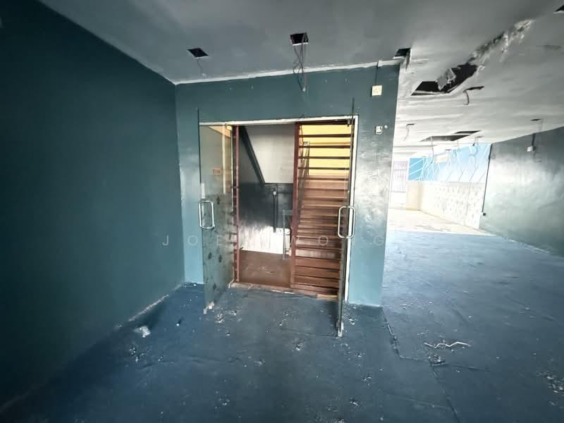 Shop for Rent in Taman Puchong Permai (Puchong) - Joey Wong - Entrance - PropertyGuru.com.my