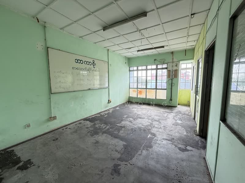 Shop for Rent in Taman Puchong Permai (Puchong) - Joey Wong - Interior - PropertyGuru.com.my