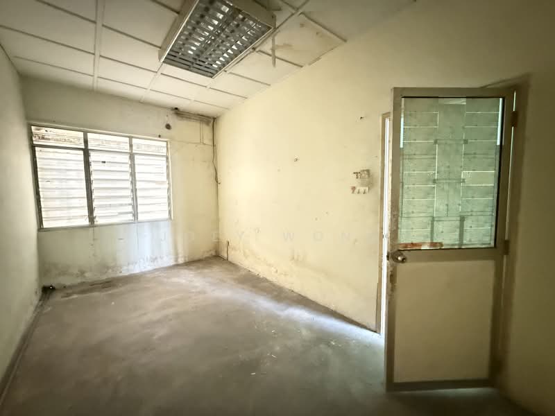 Shop for Rent in Taman Puchong Permai (Puchong) - Joey Wong - Interior - PropertyGuru.com.my