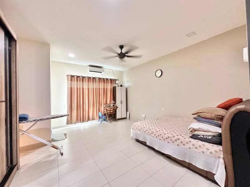 2-storey Terraced House for Sale in Telok Panglima Garang (Selangor) - Ilman Nahri - Bedroom - PropertyGuru.com.my