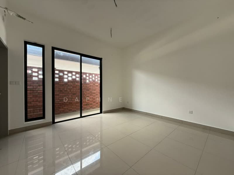 Townhouse for Sale in Elmina (Shah Alam) - Daphne Loh - Living Room - PropertyGuru.com.my