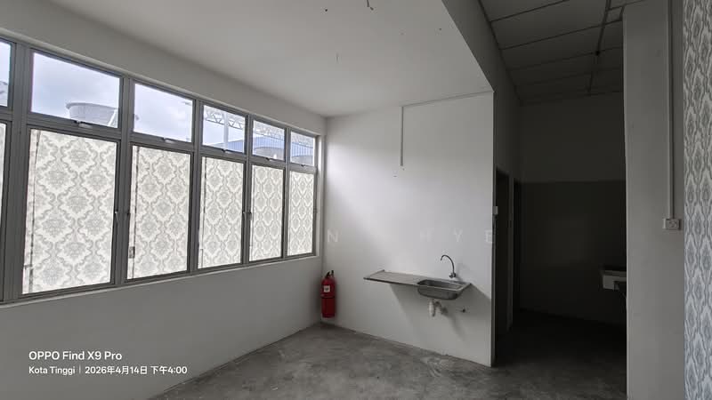 Kedai untuk Dijual di Taman Daiman Jaya (Kota Tinggi) - Deven Thye - Interior - PropertyGuru.com.my