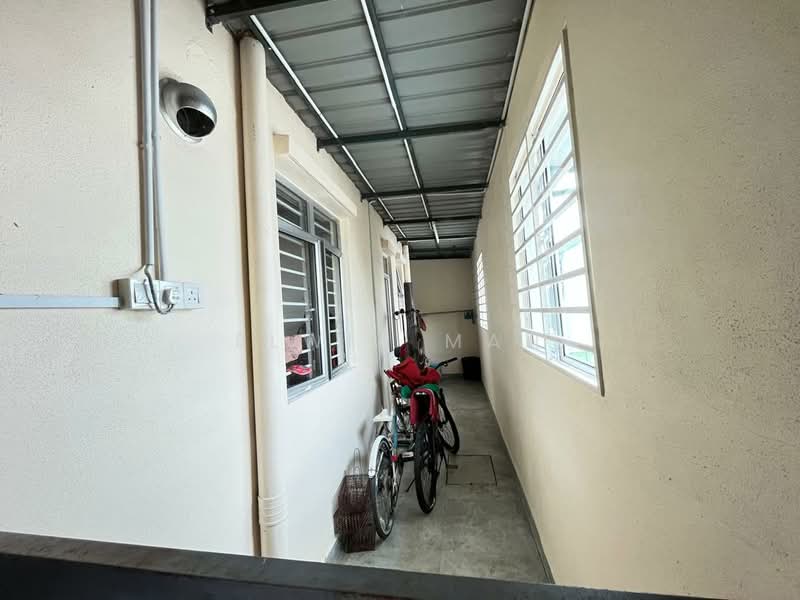 Rumah Teres 2 Tingkat untuk Dijual di Kota Emerald (Rawang) - Elwin Mah - Exterior - PropertyGuru.com.my