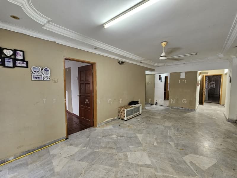 Apartment for Rent at Grandeur Tower - Terrance Leong - Living Room - PropertyGuru.com.my