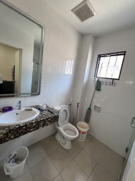 2-storey Terraced House for Sale in Bukit Sungai Long (Bandar Sungai Long) - Shanny Tan - Bathroom - PropertyGuru.com.my