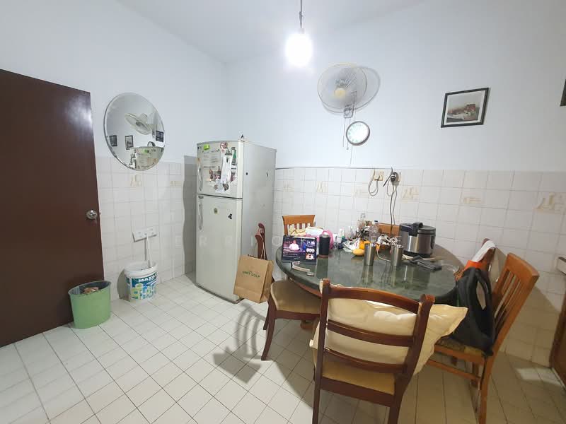 Rumah Teres untuk Dijual di Usj 4 (Subang Jaya) - Derrick Lee - Kitchen - PropertyGuru.com.my
