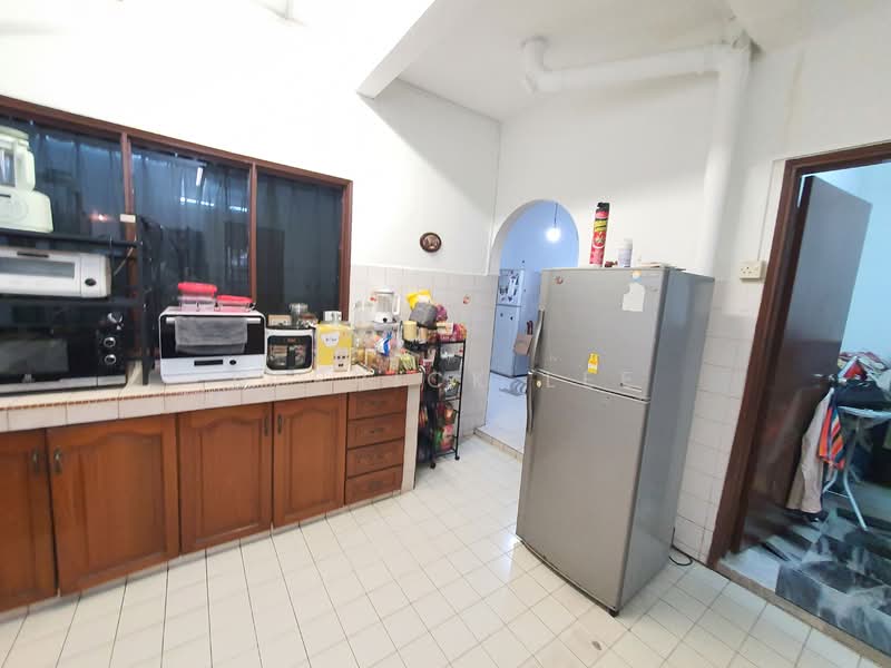 Rumah Teres untuk Dijual di Usj 4 (Subang Jaya) - Derrick Lee - Kitchen - PropertyGuru.com.my