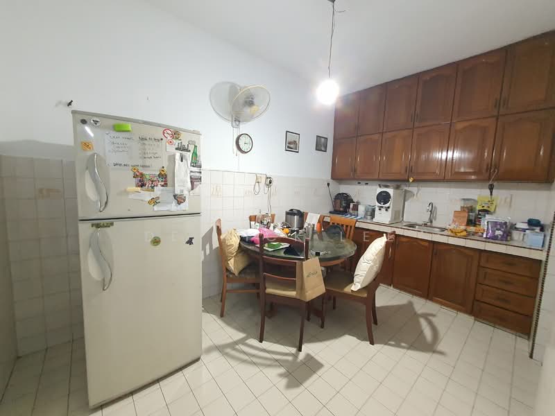 Rumah Teres untuk Dijual di Usj 4 (Subang Jaya) - Derrick Lee - Kitchen - PropertyGuru.com.my