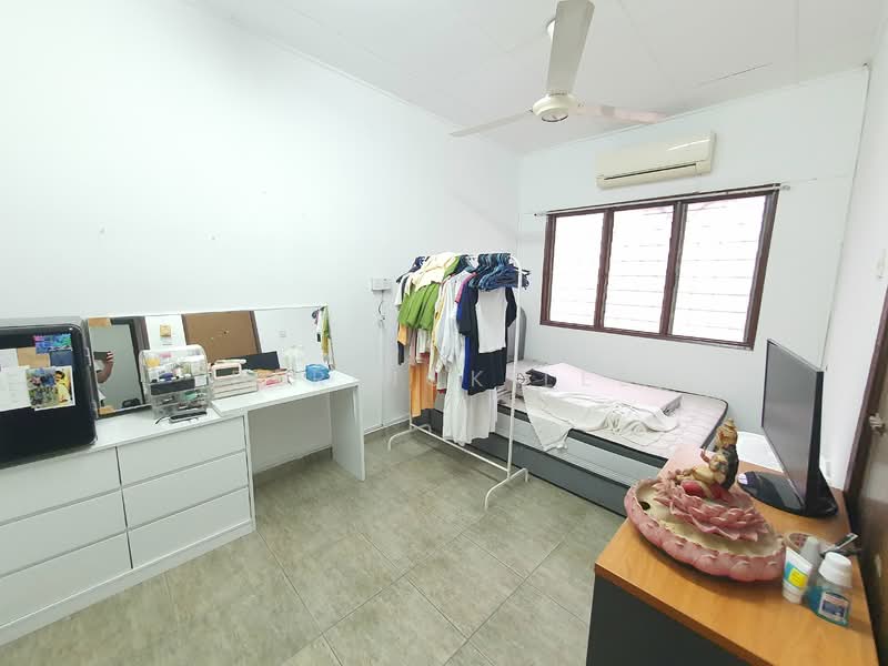 Rumah Teres untuk Dijual di Usj 4 (Subang Jaya) - Derrick Lee - Bedroom - PropertyGuru.com.my
