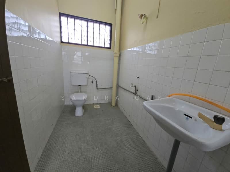 Rumah Teres 2 Tingkat untuk Dijual di Johor Bahru (Johor) - Sandra Gan - Bathroom - PropertyGuru.com.my