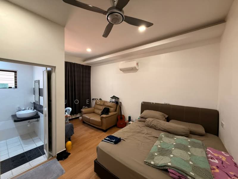 Semi-Detached House for Sale in Taman Bukit Prima (Cheras) - joeson ang - Bedroom - PropertyGuru.com.my