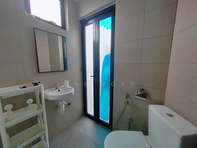 Service Residence for Sale at AraTre' Residences - Jane Wong - Bathroom - PropertyGuru.com.my