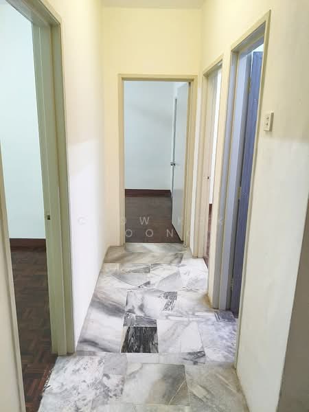 Apartment for Sale at D'Palma - Chow Kok Toong - Corridor - PropertyGuru.com.my