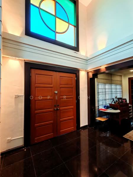 Rumah Berkembar untuk Dijual di SS2 (Petaling Jaya) - Cooper Chow - Entrance - PropertyGuru.com.my