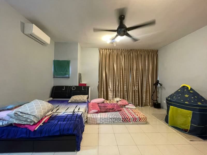 Townhouse for Sale in Bandar Bukit Puchong 2 (Puchong) - Joly Liew - Bedroom - PropertyGuru.com.my